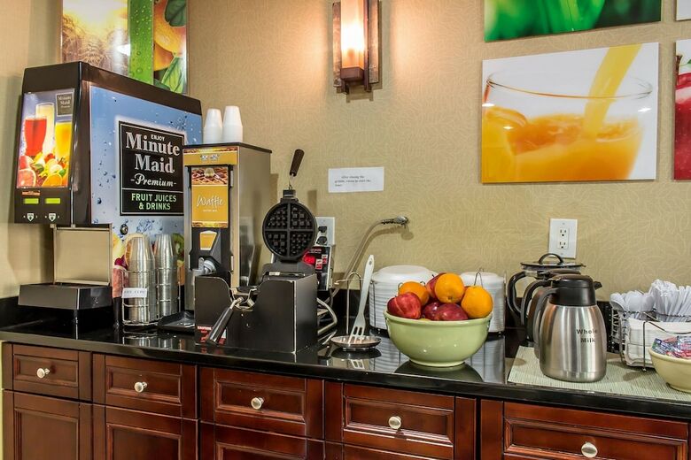 Hotel Quality Inn Near Mountain Creek