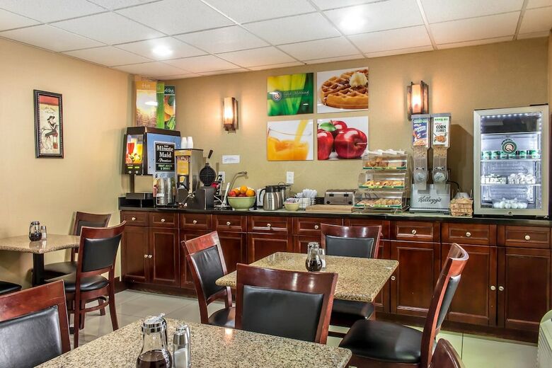 Hotel Quality Inn Near Mountain Creek