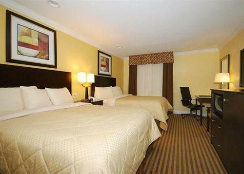 Hotel Quality Inn Near Mountain Creek
