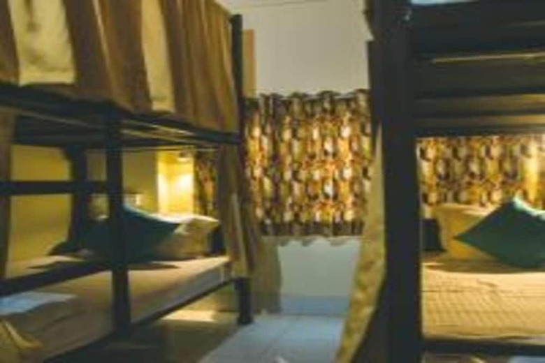 Hostal On The Ghat By Howdy Hostels