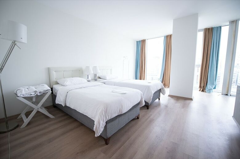 Hotel We Residence