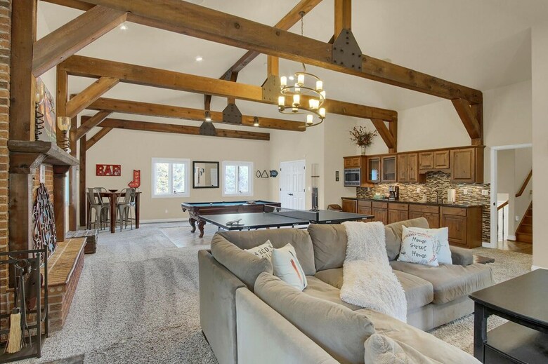 Villa 5br Poe Manor Entertain,hot Tub+has Everything!