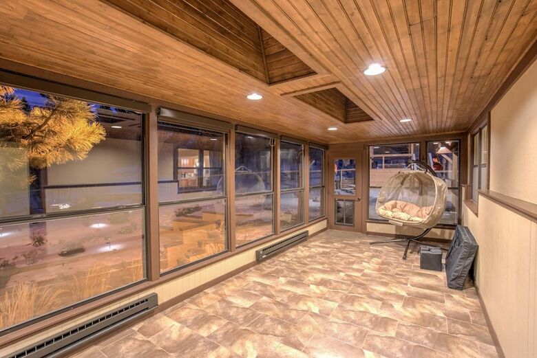 Villa 5br Poe Manor Entertain,hot Tub+has Everything!