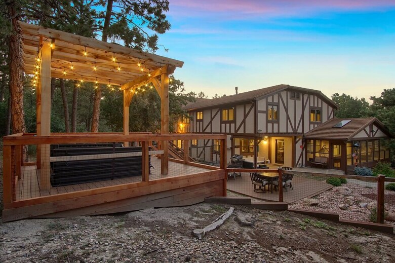 Villa 5br Poe Manor Entertain,hot Tub+has Everything!