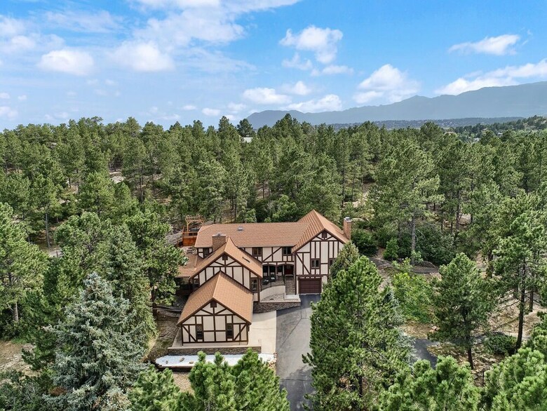 Villa 5br Poe Manor Entertain,hot Tub+has Everything!