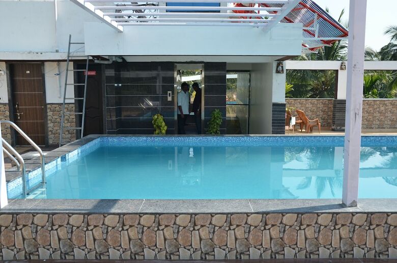 Hotel Silka Inn