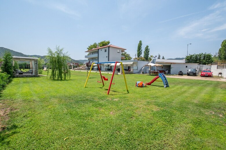 A Ponte Studios And Apartments
