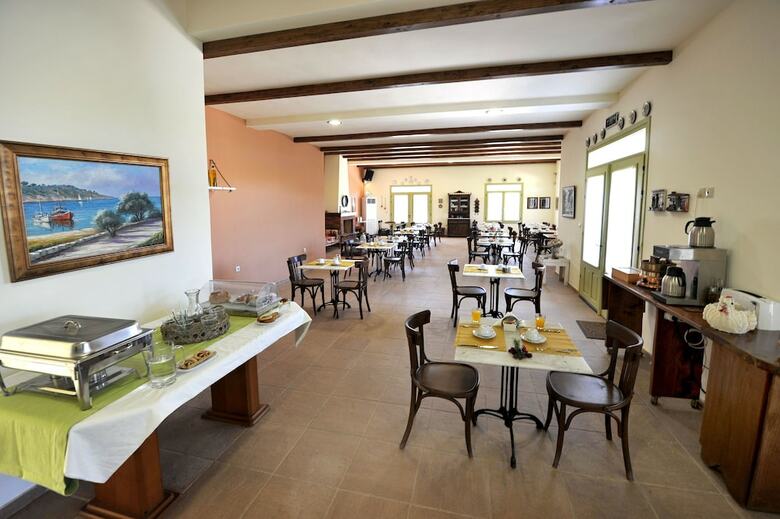 Hotel Gera's Olive Grove