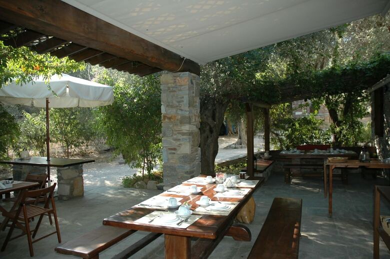 Hotel Gera's Olive Grove