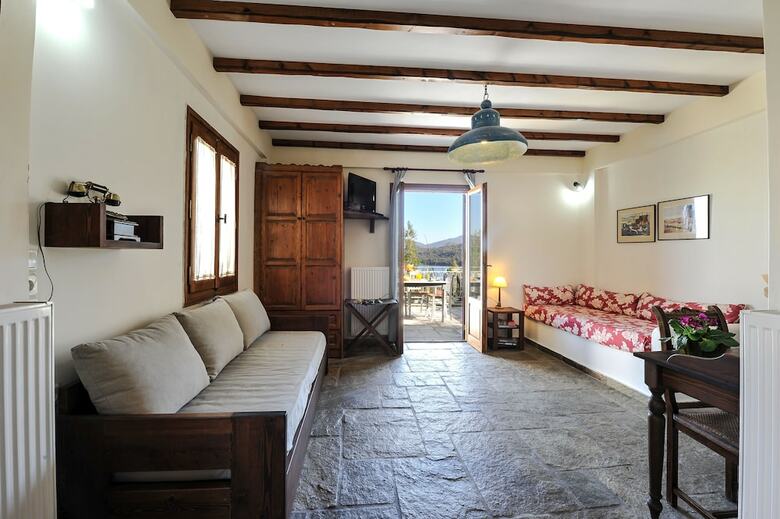 Hotel Gera's Olive Grove