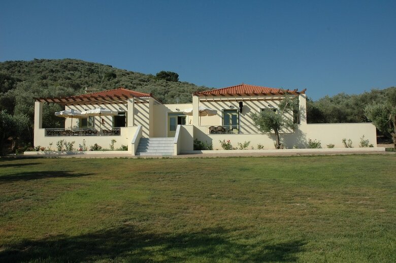Hotel Gera's Olive Grove
