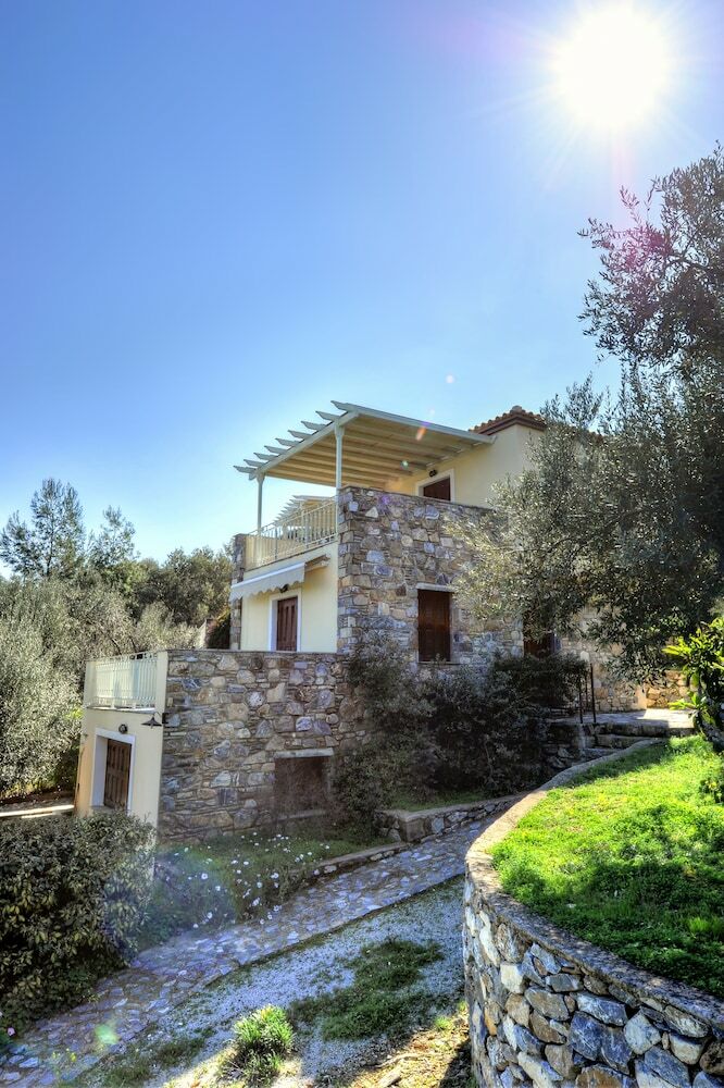 Hotel Gera's Olive Grove