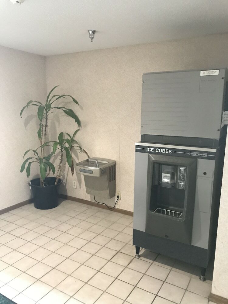 Hotel Days Inn By Wyndham Hillsboro
