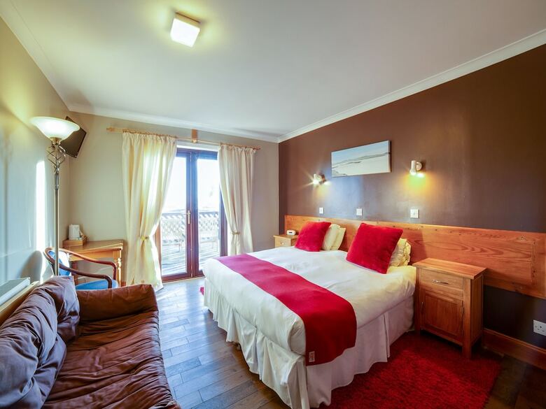 Hotel Orasay Inn