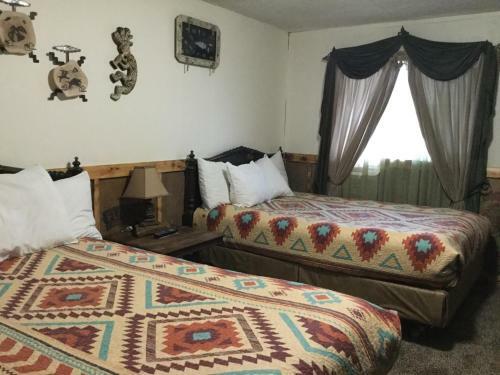 Black Bear Motel