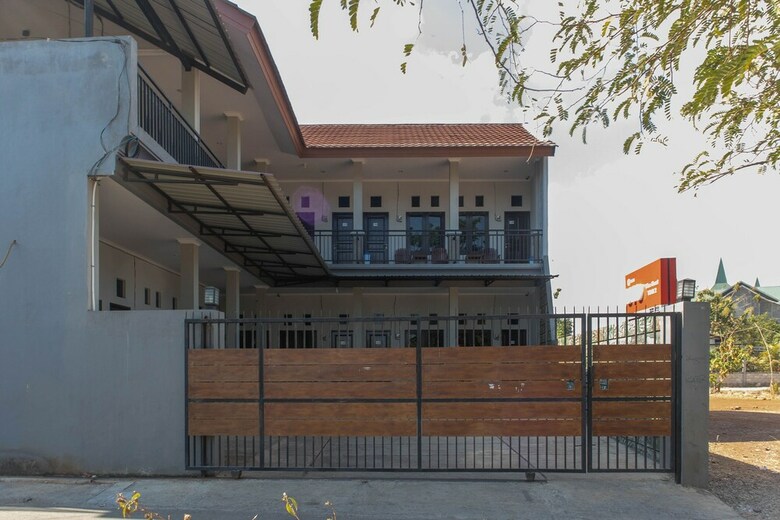Hotel Oyo 1681 The Kost Tdm 2