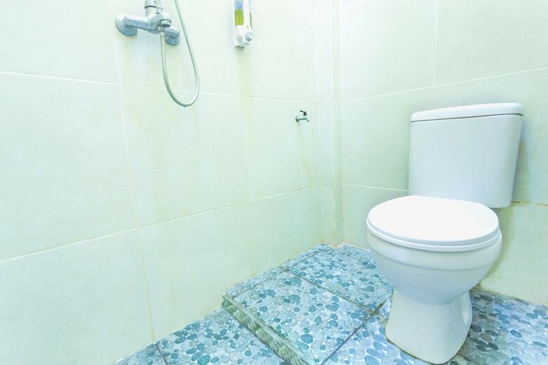 Hostal Oyo 1427 Azzahra Guest House
