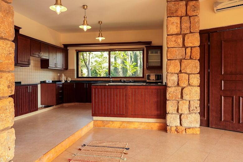 Residencia Villa Naya Branch 6  Saltus
