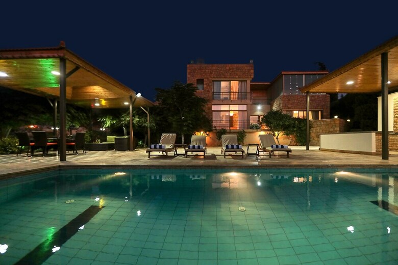 Residencia Villa Naya Branch 6  Saltus
