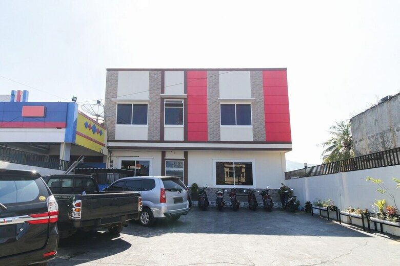 Hotel Airy Mangga 100 Palopo