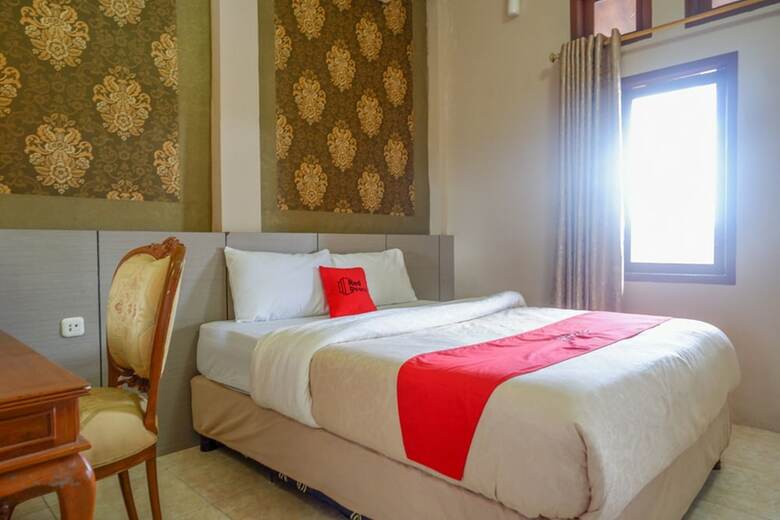 Hotel Reddoorz Plus Near Haluoleo University