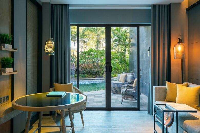 Renaissance Xiamen Hotel
