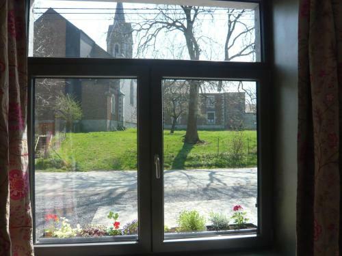 Hostal B&B Le Parad'izier