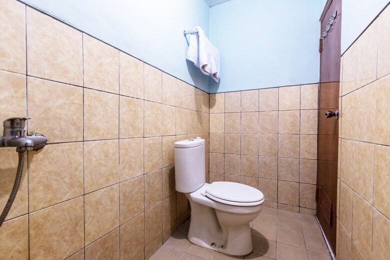 Hotel Oyo 1516 Cemara Gading Syariah