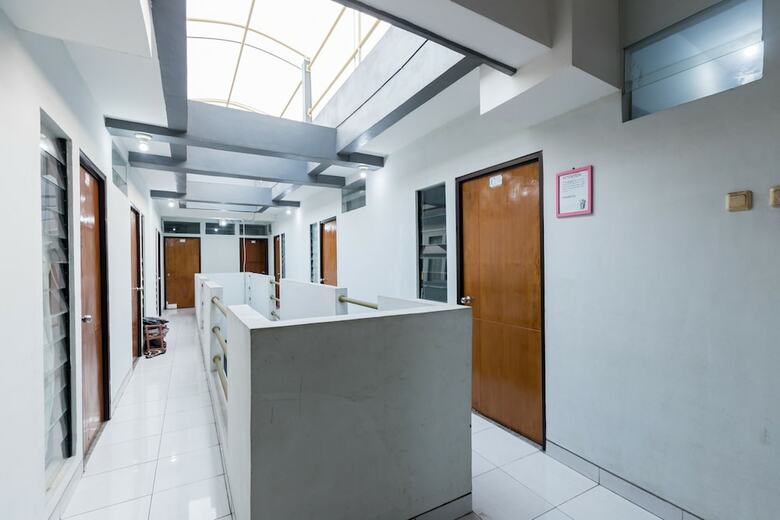 Hotel Oyo 1516 Cemara Gading Syariah
