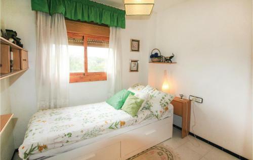 Three-bedroom Holiday Home In Santa Pola