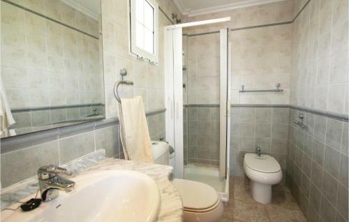 Three-bedroom Holiday Home In Santa Pola