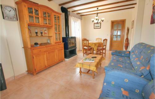 Three-bedroom Holiday Home In Santa Pola