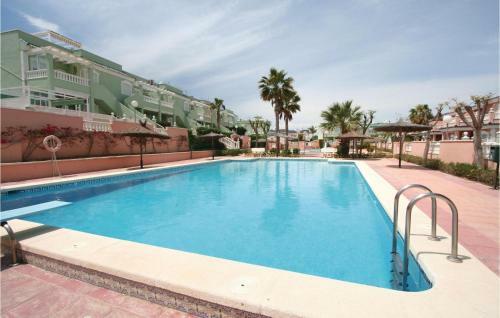 Three-bedroom Holiday Home In Santa Pola