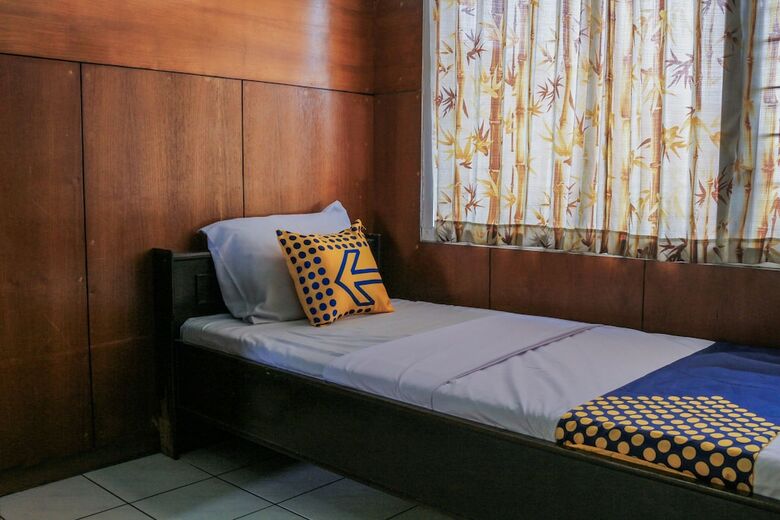 Hostal Spot On 1708 Hotel Budi Famili 1