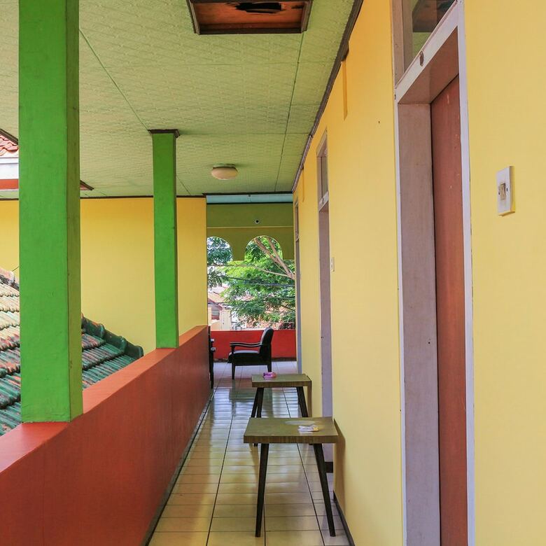 Hostal Spot On 1708 Hotel Budi Famili 1