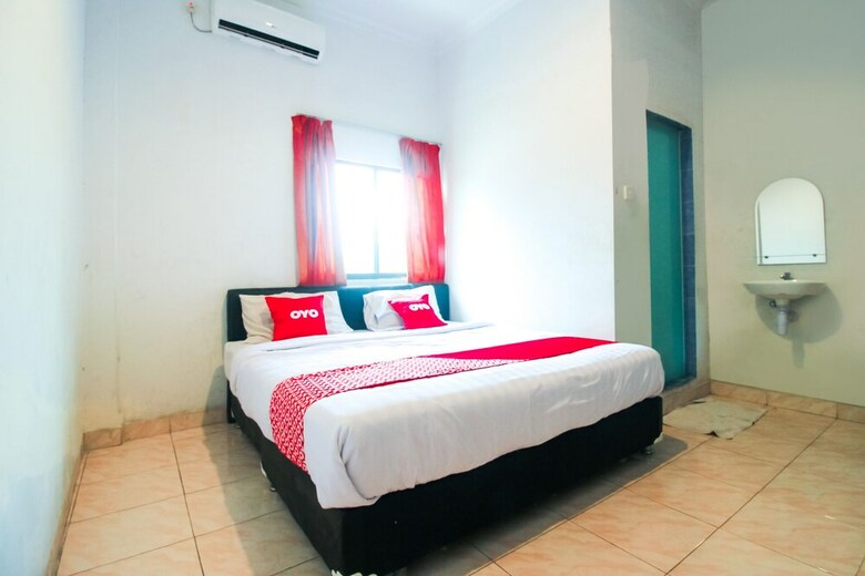 Hotel Oyo 1969 Wisma Sari
