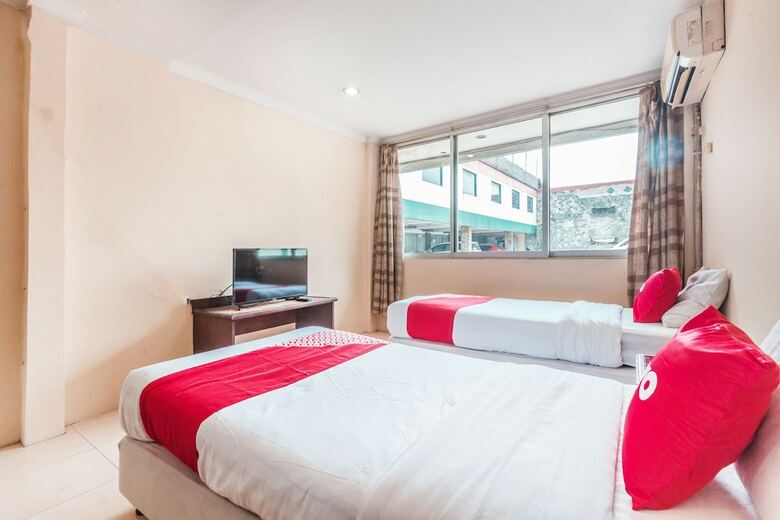 Hotel Oyo 1383 Taman Cibinong 2