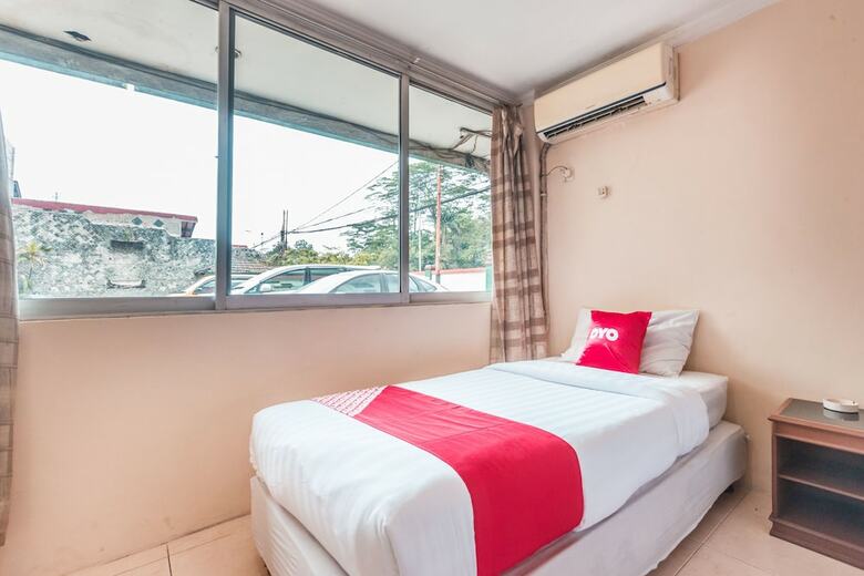 Hotel Oyo 1383 Taman Cibinong 2