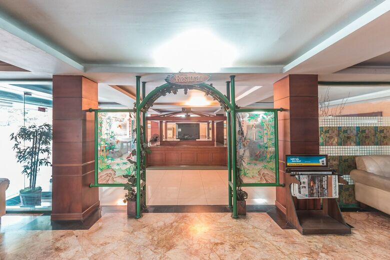 Hotel Oyo 1383 Taman Cibinong 2