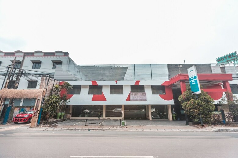 Hotel Oyo 1383 Taman Cibinong 2