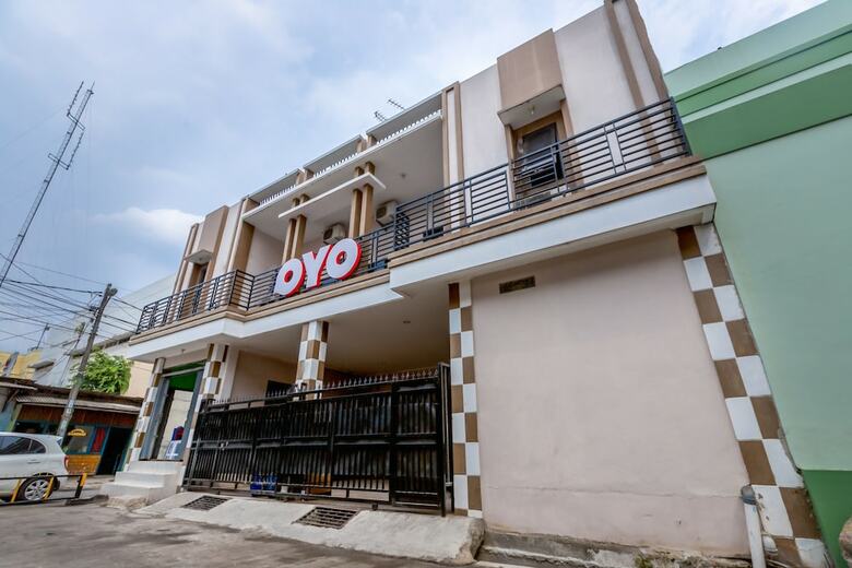 Hotel Oyo 1744 Midys