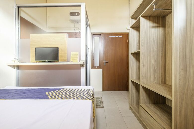 Hotel Spot On 2080 Rumah Kita Residence