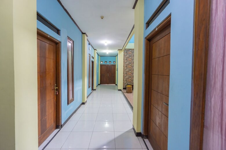 Hotel Oyo 1801 Wisma Griya Indah Lestari