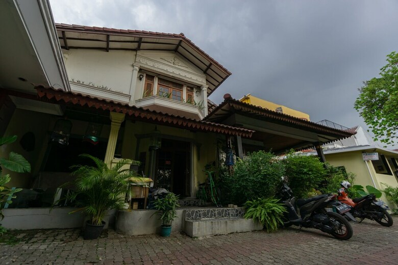 Hotel Oyo 1801 Wisma Griya Indah Lestari