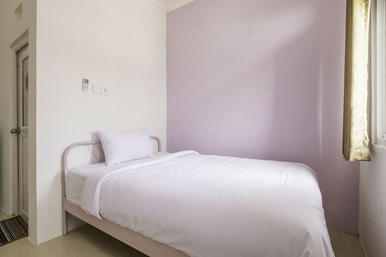 Hotel Oyo 1706 Griya Jasmine Syariah