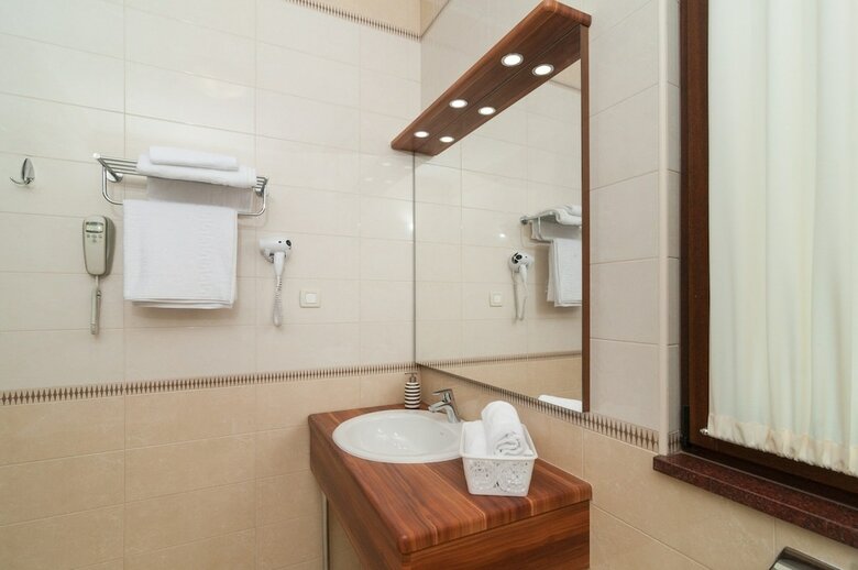 Hotel Luxury Rooms Near The Beach 1