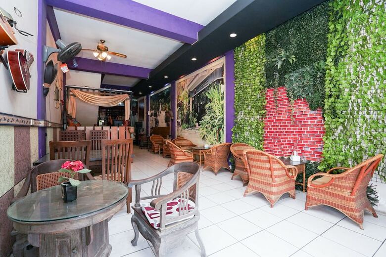 Hotel Oyo 1856 Ale Homestay