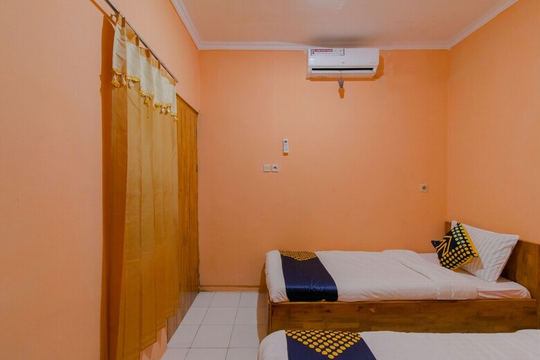 Hotel Spot On 1899 Berkah Homestay