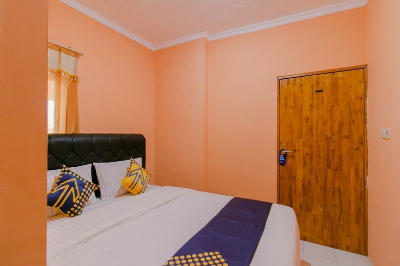 Hotel Spot On 1899 Berkah Homestay