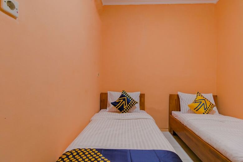 Hotel Spot On 1899 Berkah Homestay